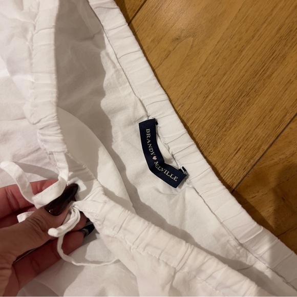 Brandy Melville Olive White Skirt - Picture 2 of 7